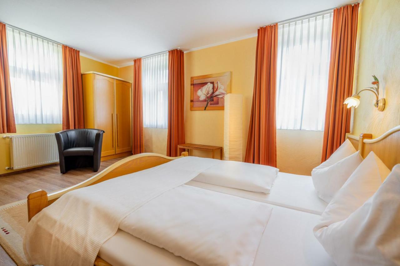 Goldener Pfropfenzieher Oberwesel Extérieur photo