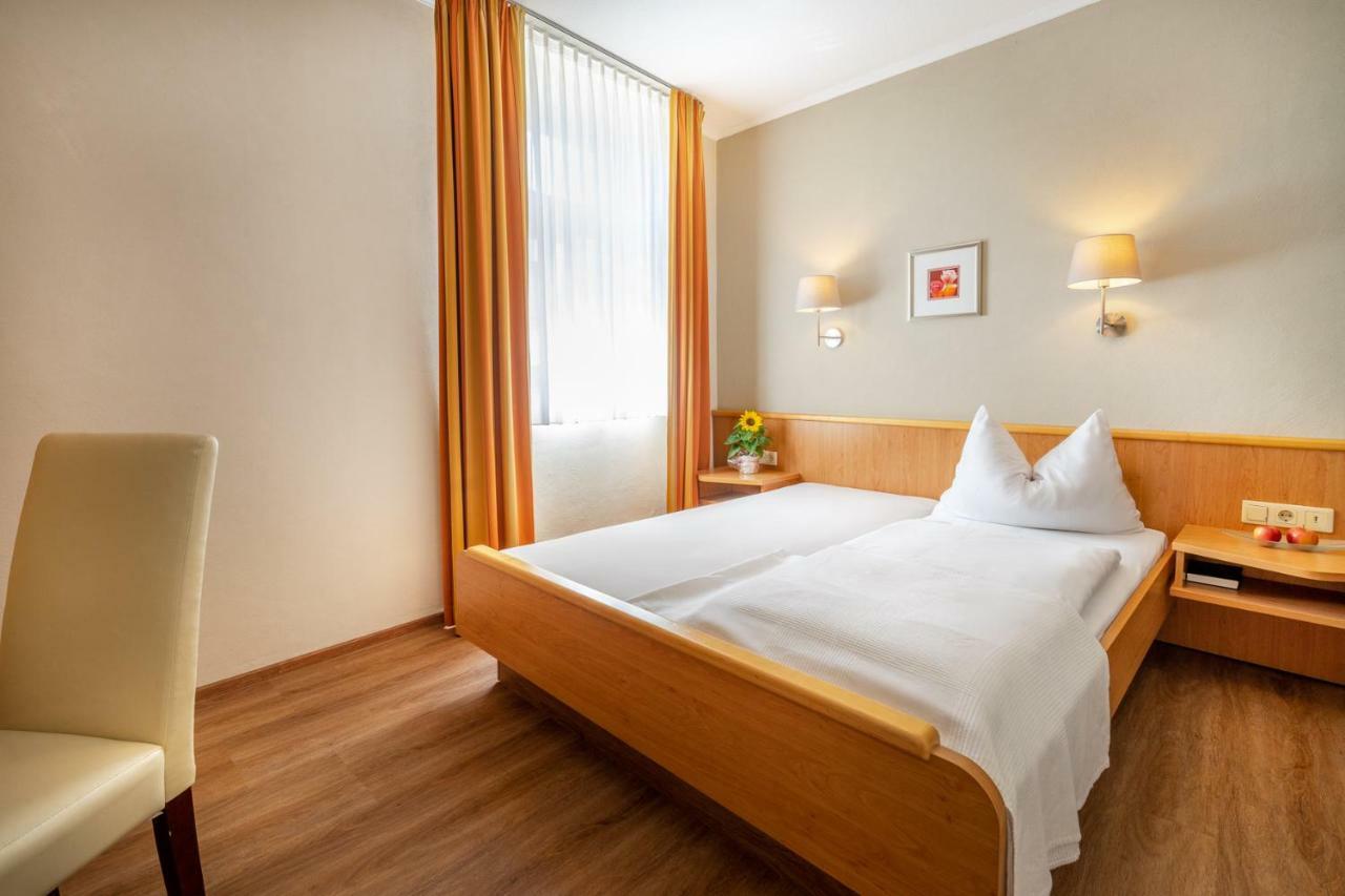 Goldener Pfropfenzieher Oberwesel Extérieur photo